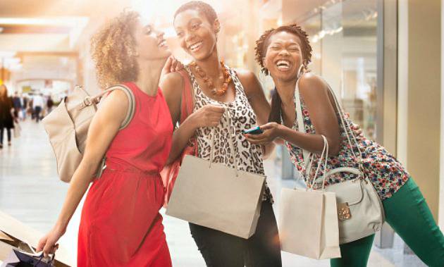 blackwoman-shopping.jpg